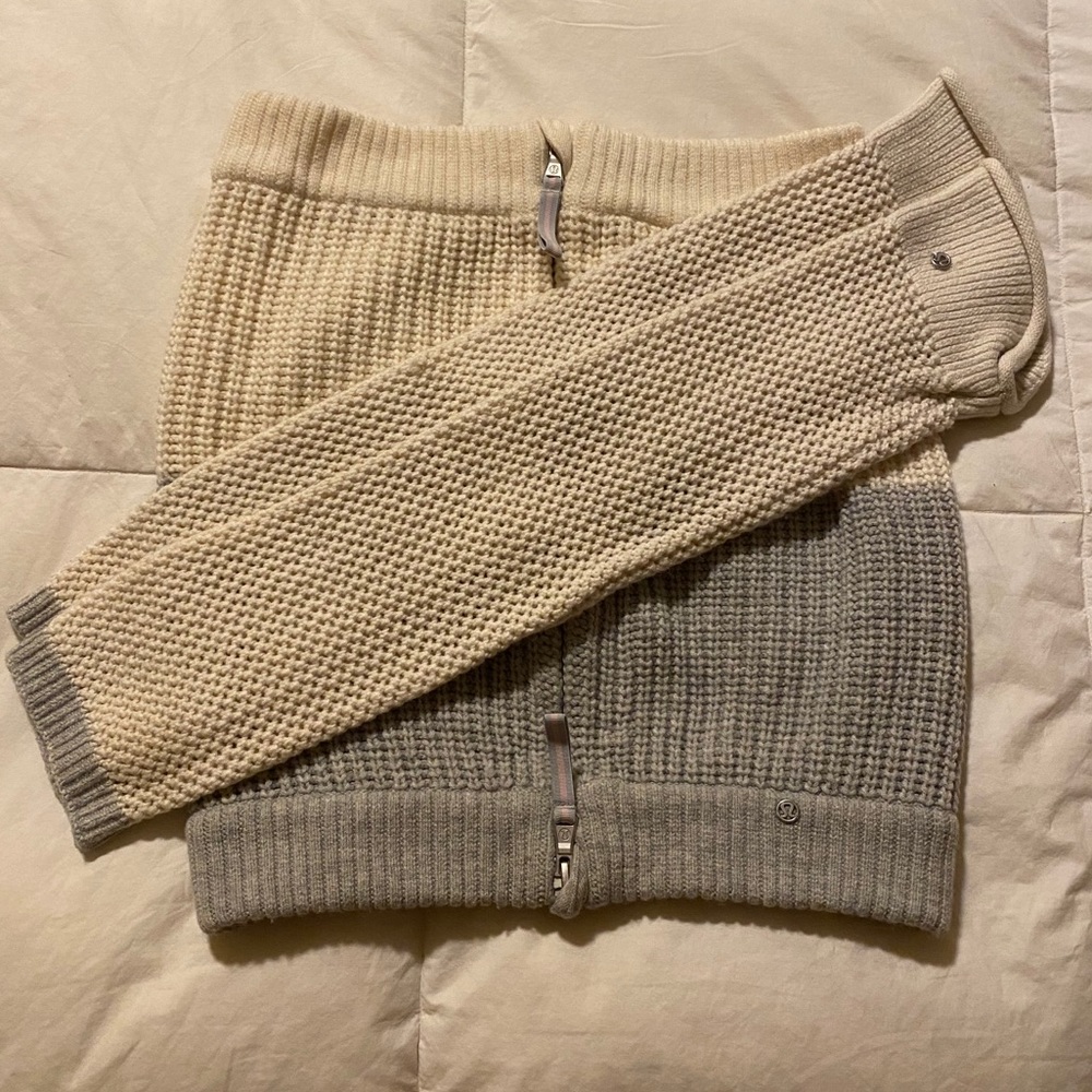 Lululemon Scarf & Leg Warmers